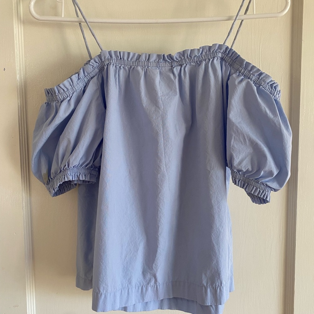 Off shoulder blouse puffed sleeves